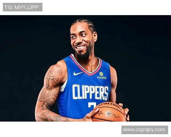 鹈鹕与篮网激战正酣球星对决引发球迷热议与期待